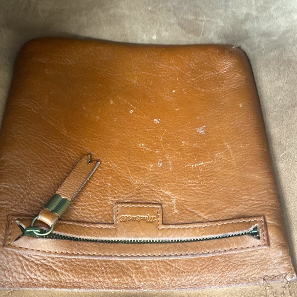 Madewell Transport Leather Tote - Picture 8 of 9